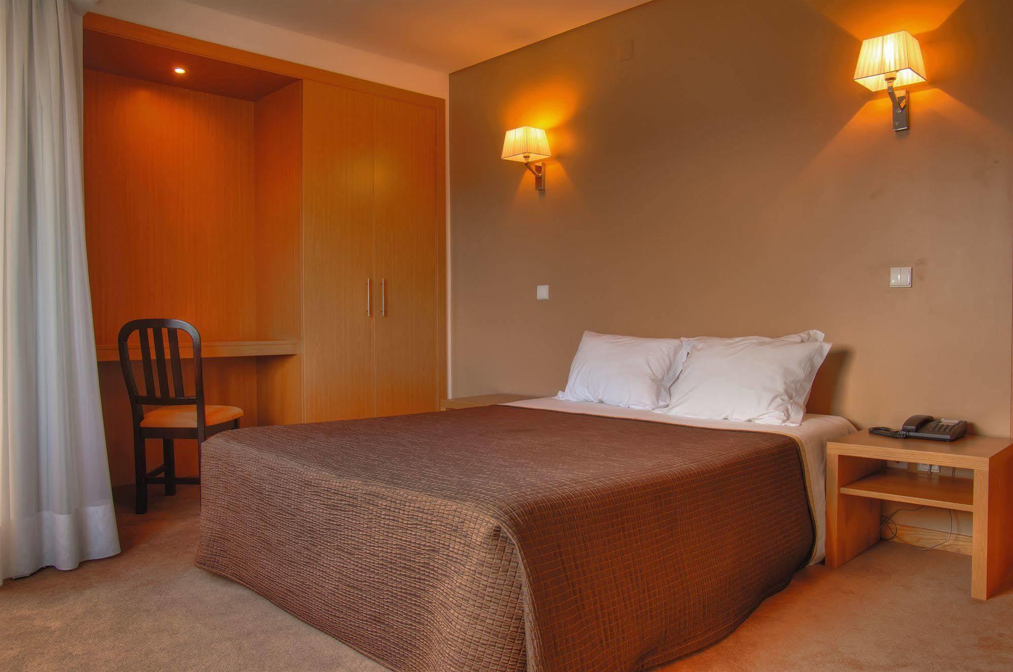 Hotel Sao Luis Λεϊρία Εξωτερικό φωτογραφία