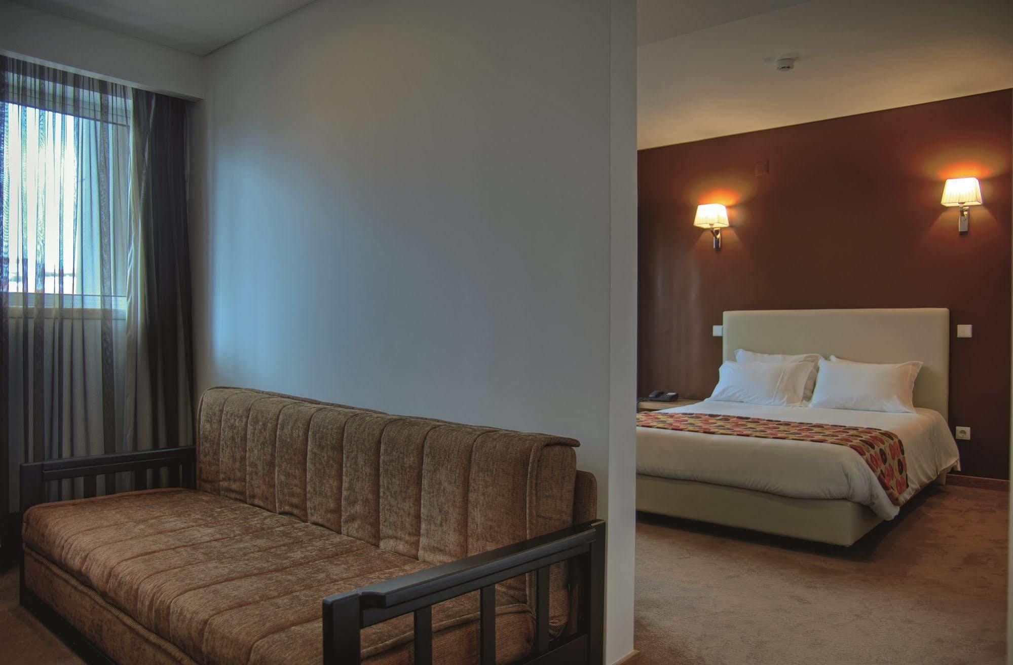 Hotel Sao Luis Λεϊρία Εξωτερικό φωτογραφία